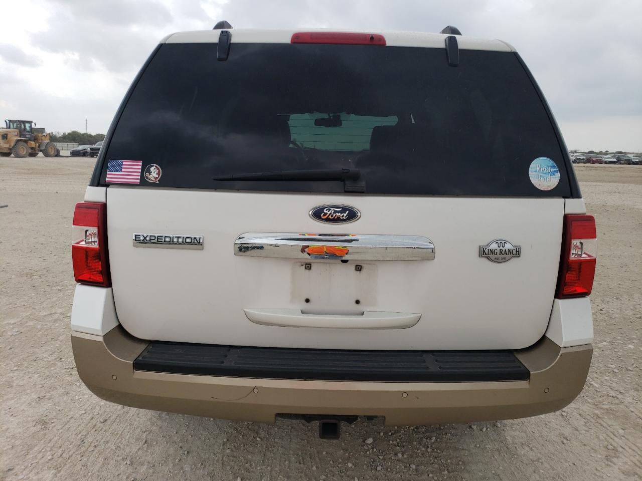 2014 Ford Expedition VIN 1FMJU1H50EEF06660 Copart auction photo, front end damage thumbnail 6