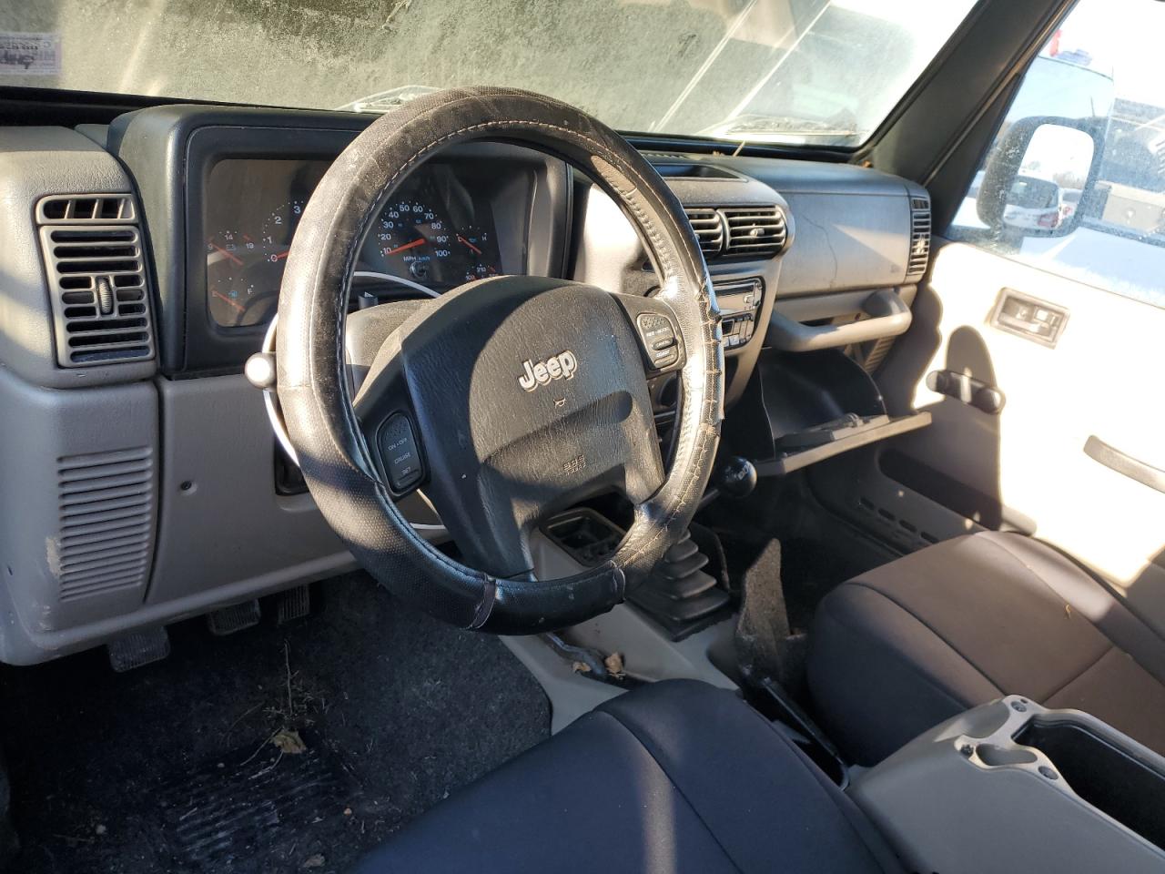 2004 Jeep Wrangler VIN 1J4FA69S94P778836 Copart auction photo, front end damage thumbnail 8