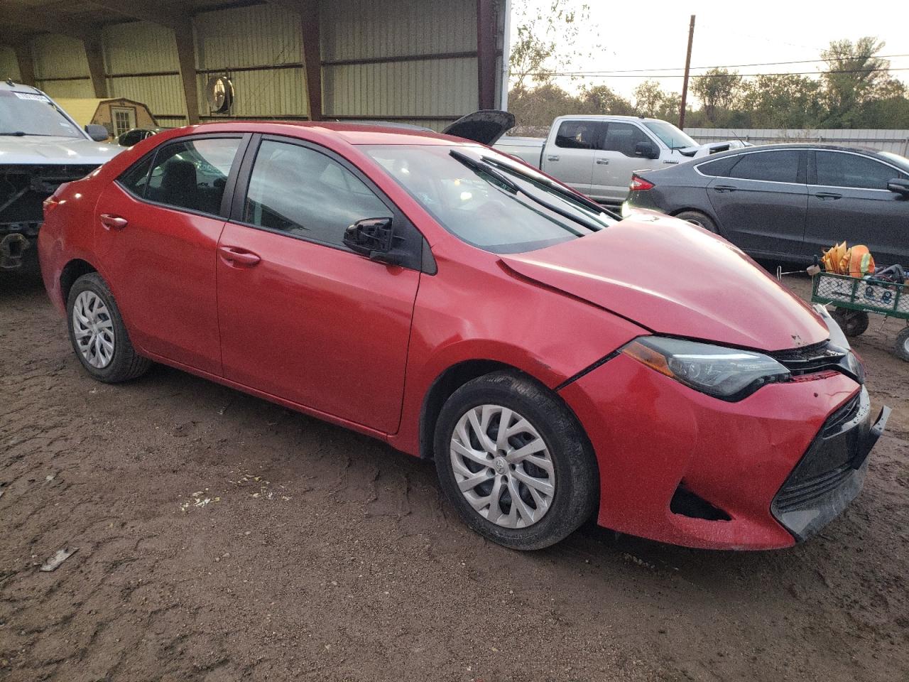 2019 Toyota Corolla VIN 5YFBURHE7KP873173 Copart auction photo, front end / minor dent/scratches damage thumbnail 4