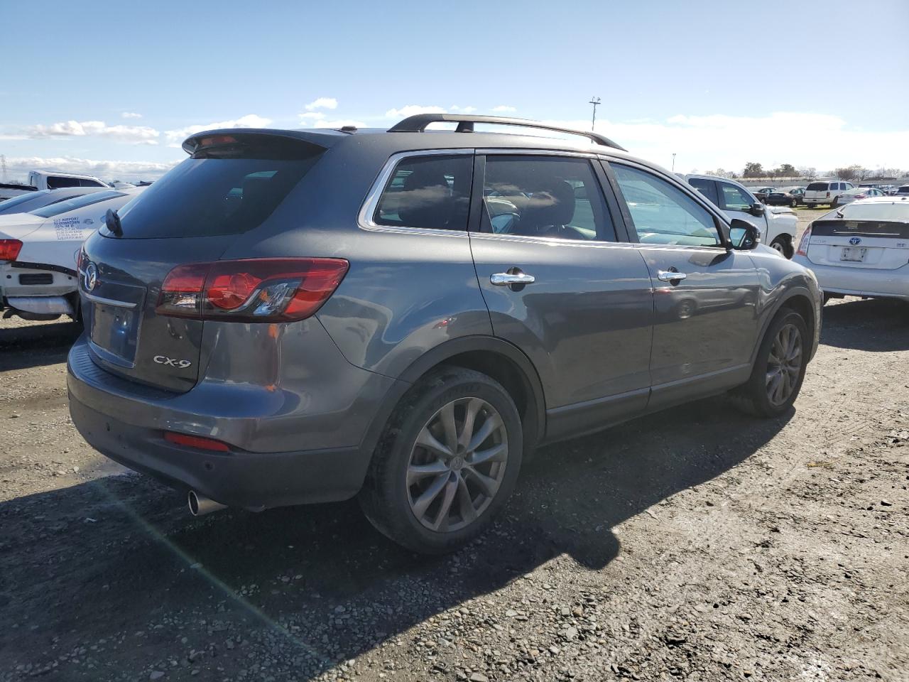 2015 Mazda CX-9 VIN JM3TB2DA4F0460946 Copart auction photo, minor dent/scratches damage thumbnail 3