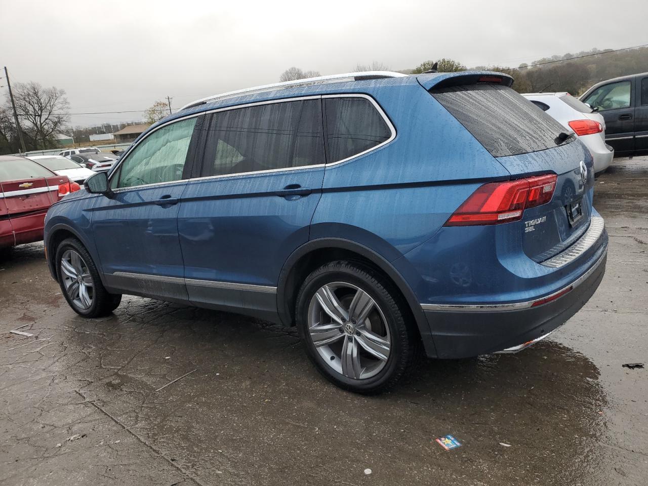 2019 Volkswagen Tiguan VIN 3VV4B7AX4KM078606 Copart auction photo, front end / side damage thumbnail 2