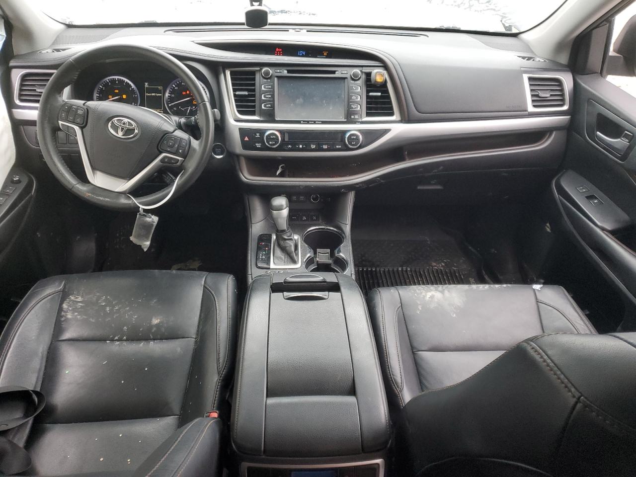 2018 Toyota Highlander VIN 5TDJZRFH4JS525816 Copart auction photo, side damage thumbnail 8
