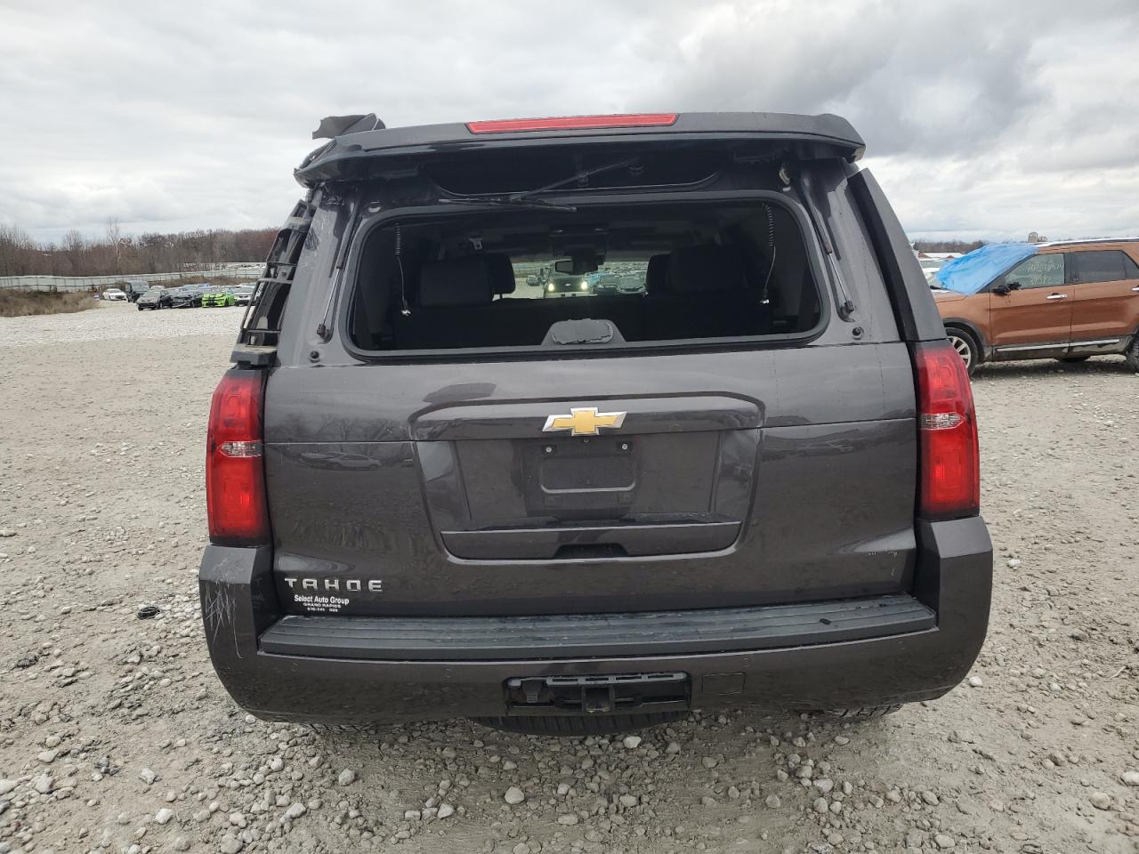 2017 Chevrolet Tahoe VIN 1GNSKBKC0HR386472 Copart auction photo, rear end damage thumbnail 6