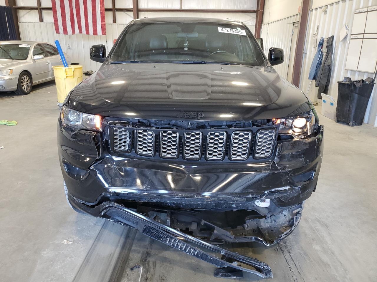 2021 Jeep Grand Cherokee VIN 1C4RJFAG7MC515617 Copart auction photo, front end / side damage thumbnail 5