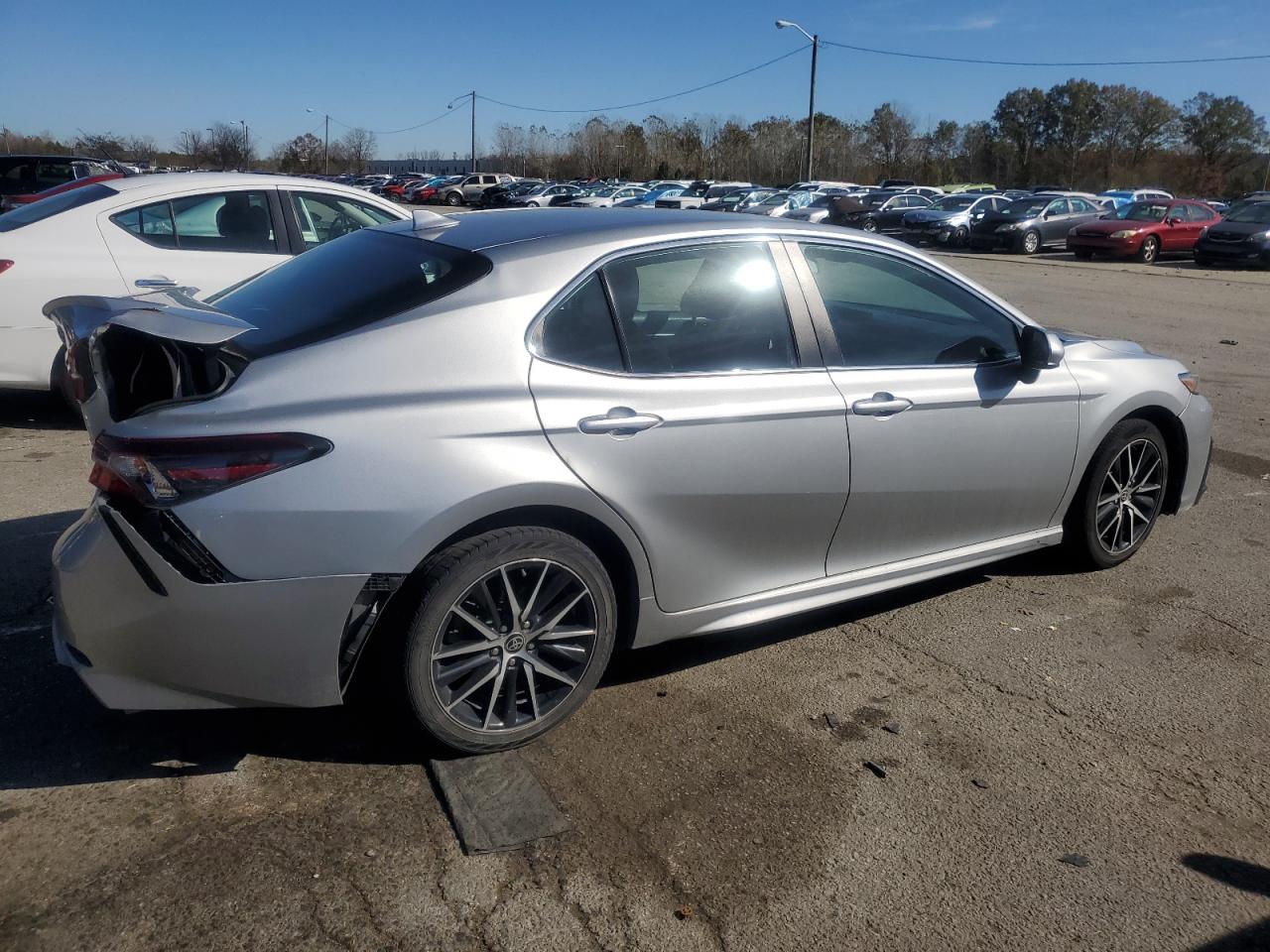 2021 Toyota Camry VIN 4T1G11AK3MU465013 Copart auction photo, rear end damage thumbnail 3