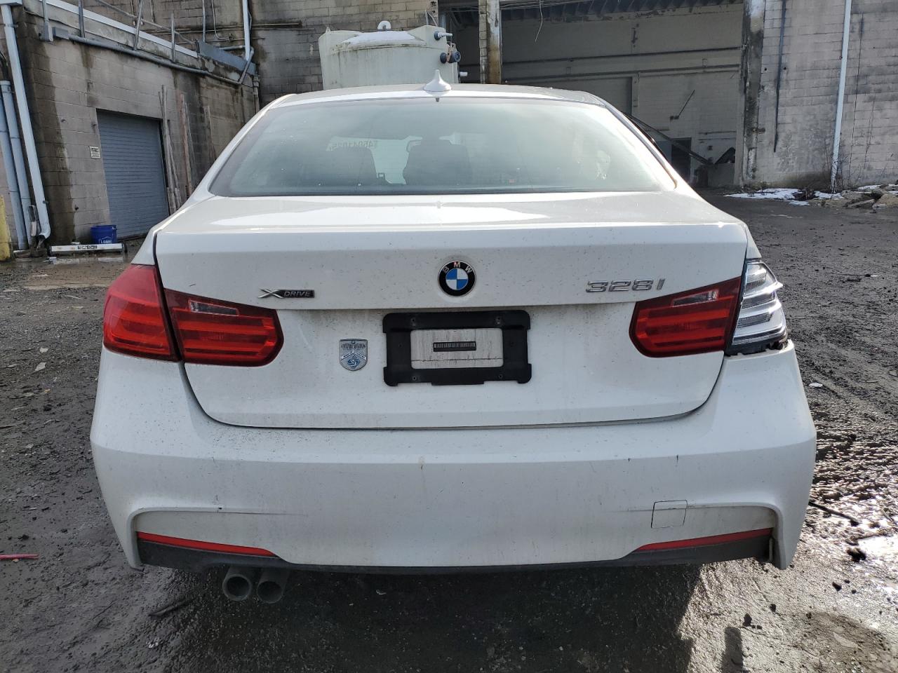 2014 BMW 3er VIN WBA3B3G50ENR82002 Copart auction photo, side damage thumbnail 6