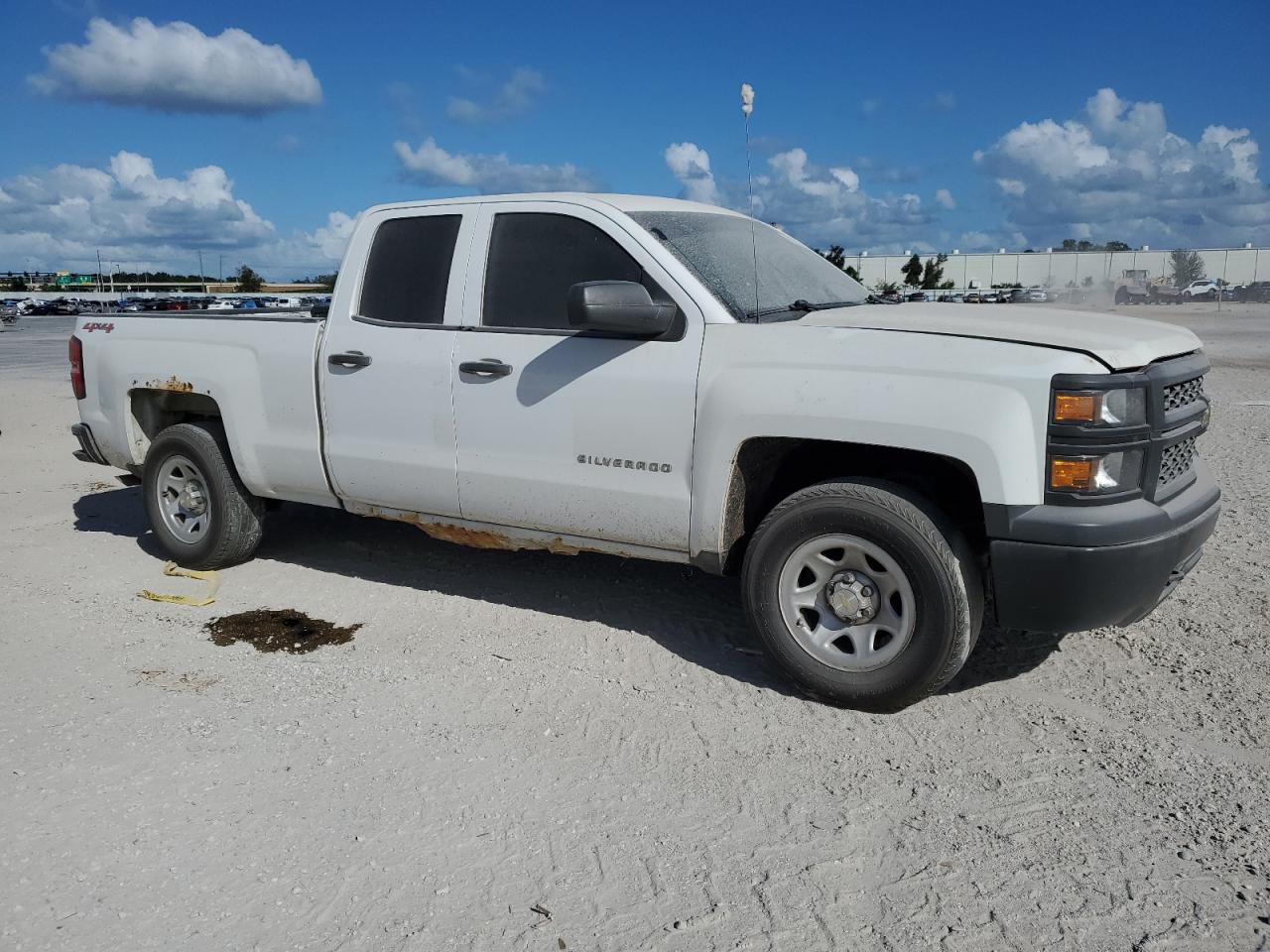 2015 Chevrolet Silverado VIN 1GCVKPEC3FZ263101 Copart auction photo, minor dent/scratches damage thumbnail 4