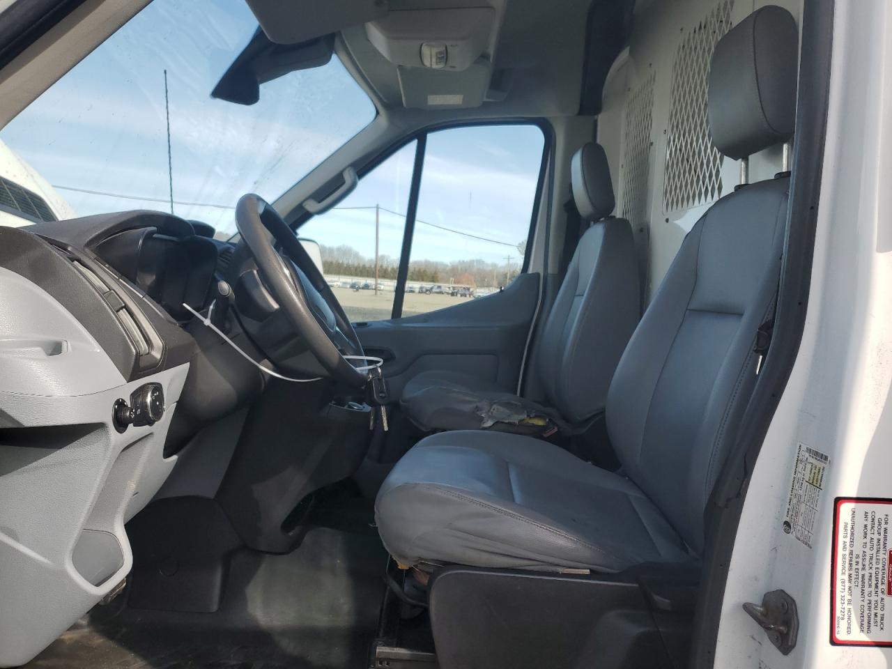 2018 Ford Transit VIN 1FTYE1CM0JKA24152 Copart auction photo, minor dent/scratches damage thumbnail 7