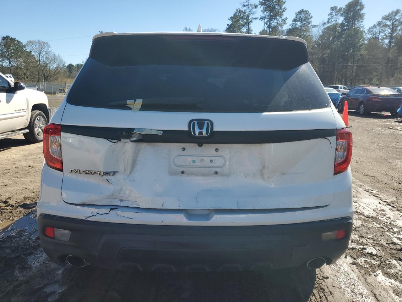 2021 Honda Passport VIN 5FNYF7H53MB010829 Copart auction photo, front end damage thumbnail 6
