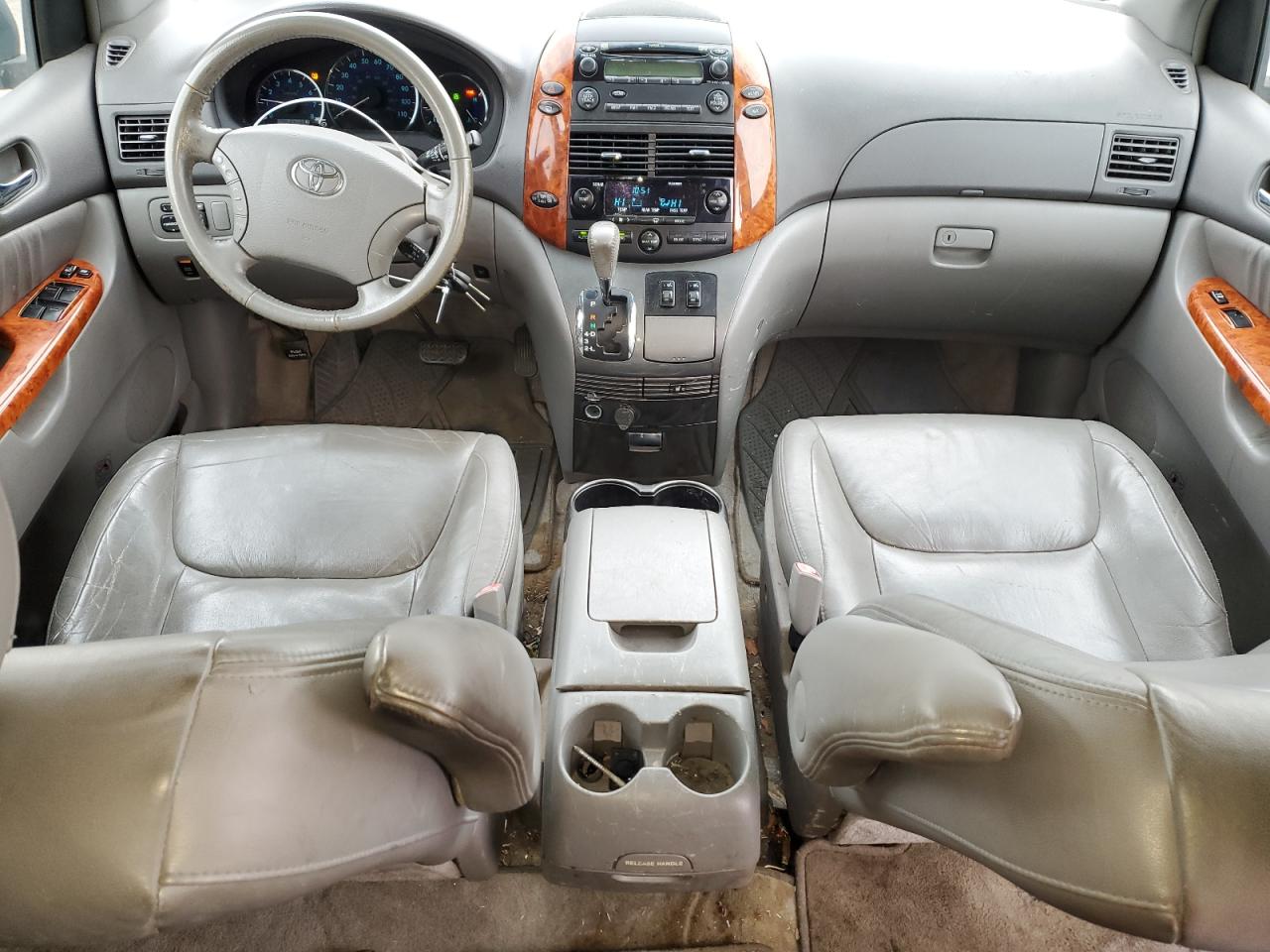 2009 Toyota Sienna VIN 5TDZK22C29S286593 Copart auction photo, front end damage thumbnail 8