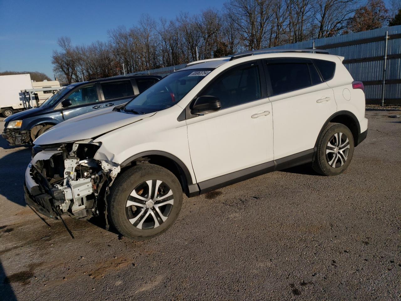 2016 Toyota RAV 4 VIN JTMZFREV7GJ089388
