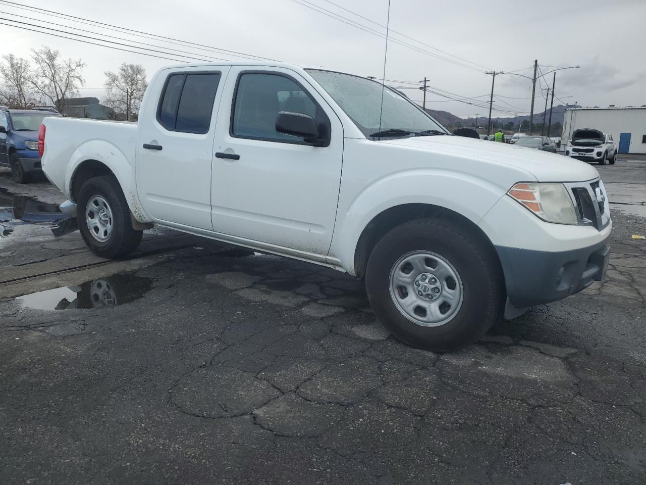 2015 Nissan Navara (Frontier) VIN 1N6AD0ER1FN757501 Copart auction photo, rear end damage thumbnail 4
