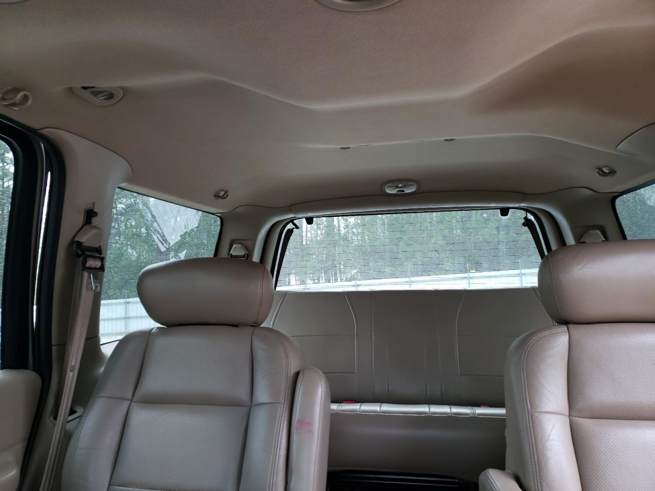 2001 Ford Expedition VIN 1FMRU17L41LB46981 Copart auction photo, all over damage thumbnail 10