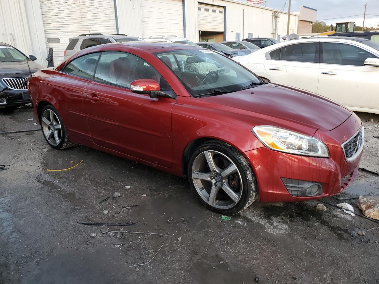 2011 Volvo C70 VIN YV1672MC2BJ108567 Copart auction photo, side damage thumbnail 4