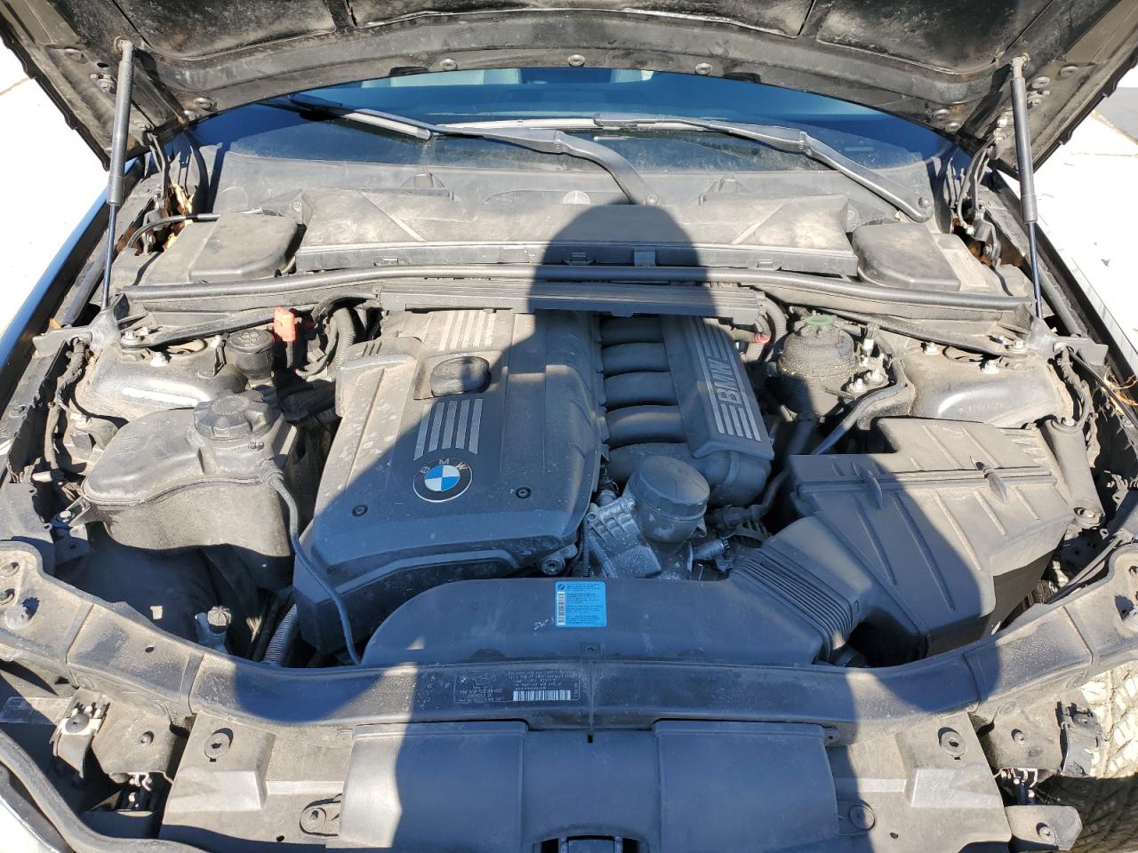 2011 BMW 3er VIN WBAPH7G54BNM59097 Copart auction photo, front end / minor dent/scratches damage thumbnail 11