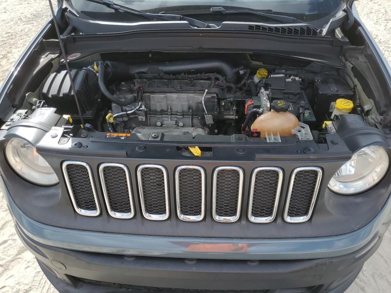 2017 Jeep Renegade VIN ZACCJBBB2HPF99719 Copart auction photo, front end / minor dent/scratches damage thumbnail 12