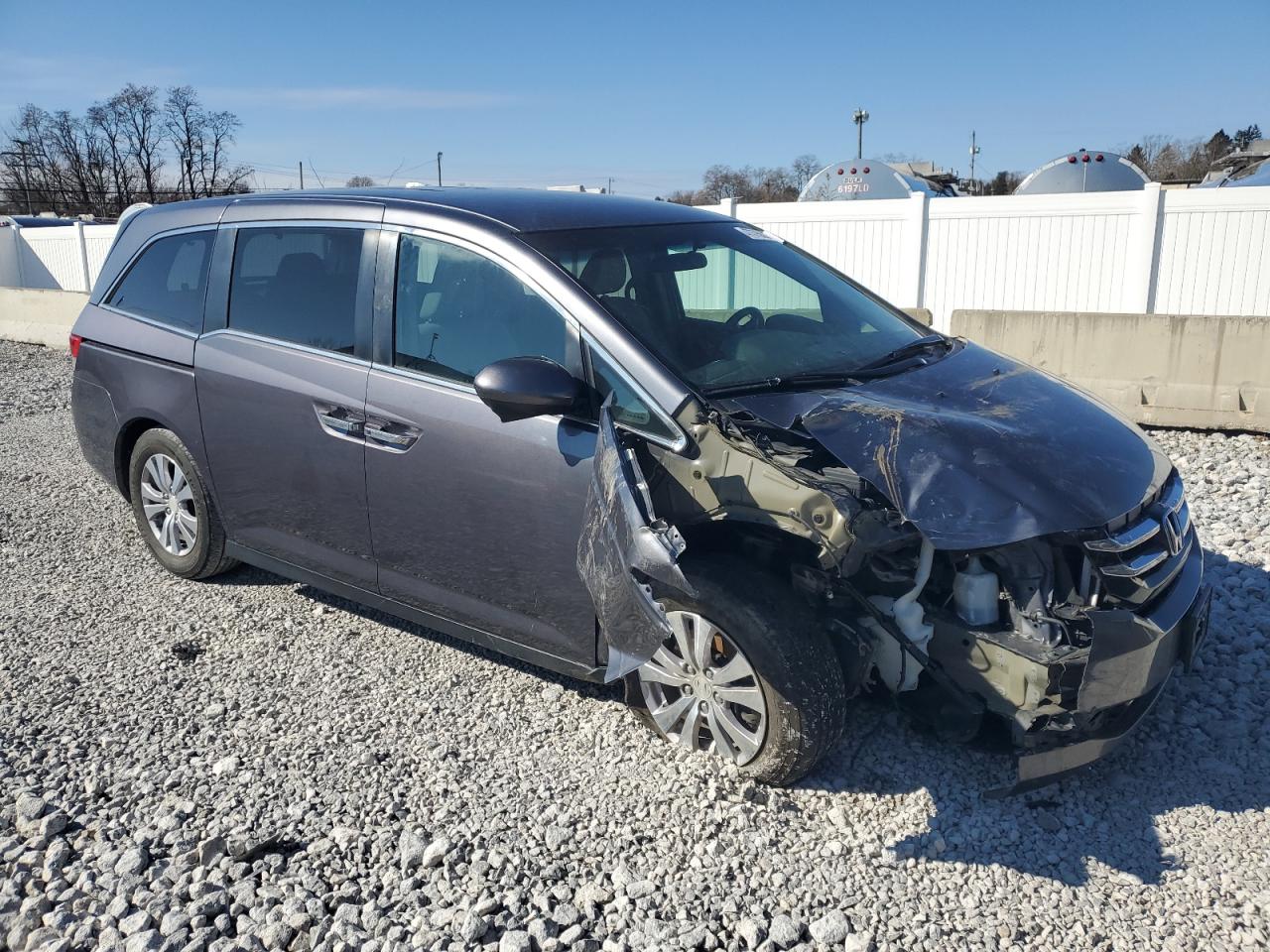 2016 Honda Odyssey VIN 5FNRL5H4XGB097450 Copart auction photo, front end / undercarriage damage thumbnail 4