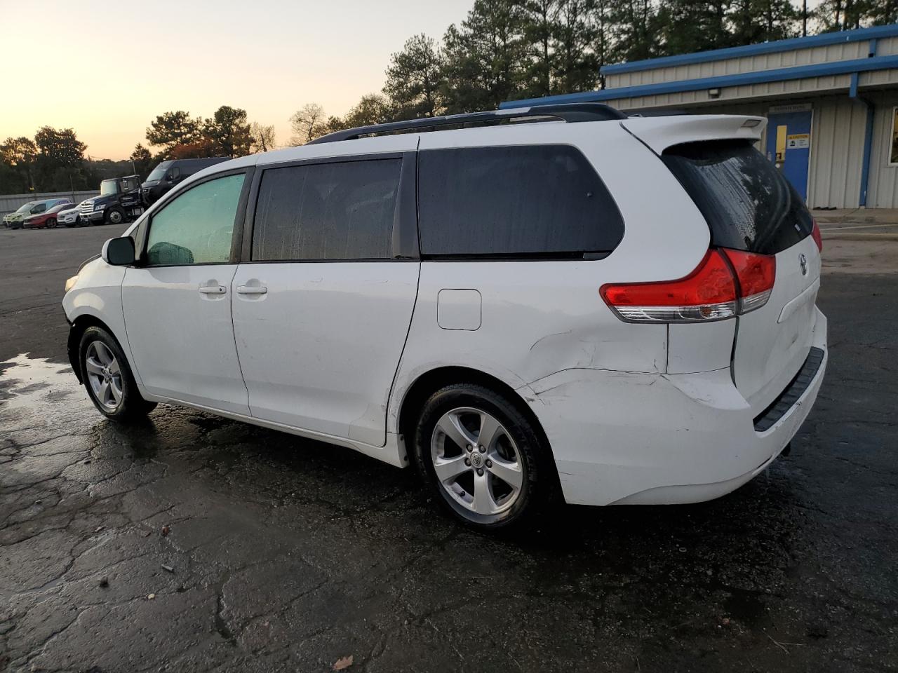 2014 Toyota Sienna VIN 5TDKK3DC9ES442756 Copart auction photo, all over damage thumbnail 2