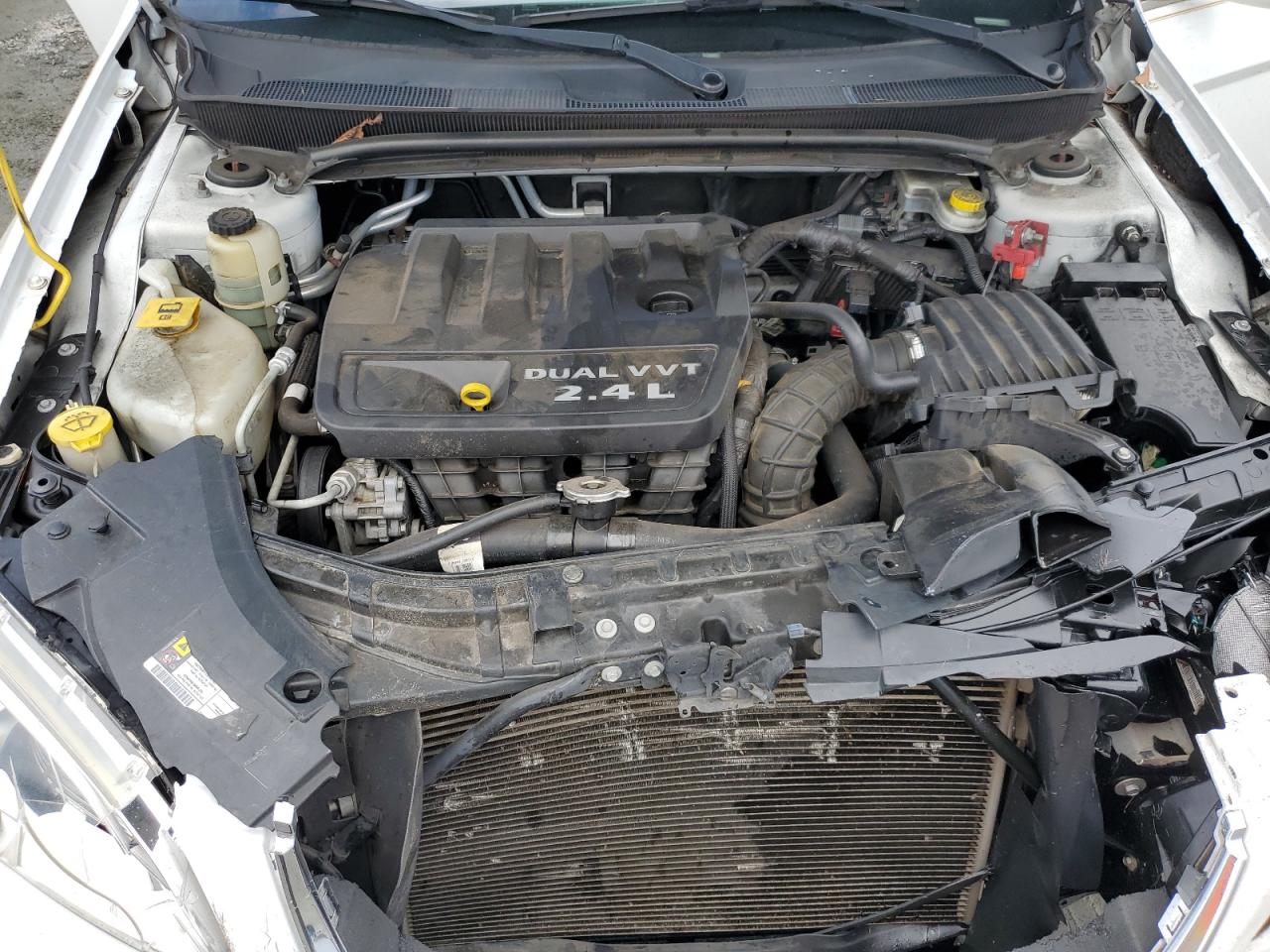 2013 Chrysler 200 VIN 1C3CCBBB5DN600122 Copart auction photo, front end damage thumbnail 14