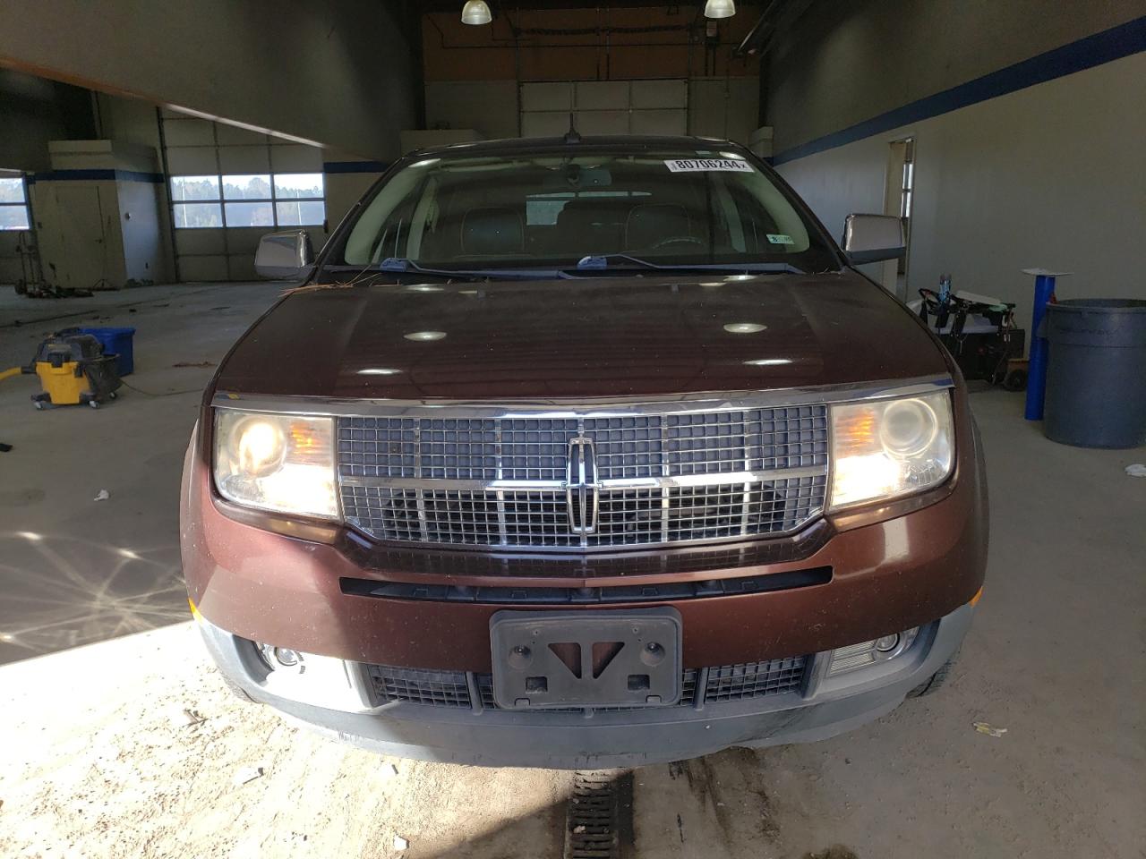 2009 Lincoln MKX VIN 2LMDU88C89BJ05609 Copart auction photo, vandalism damage thumbnail 5