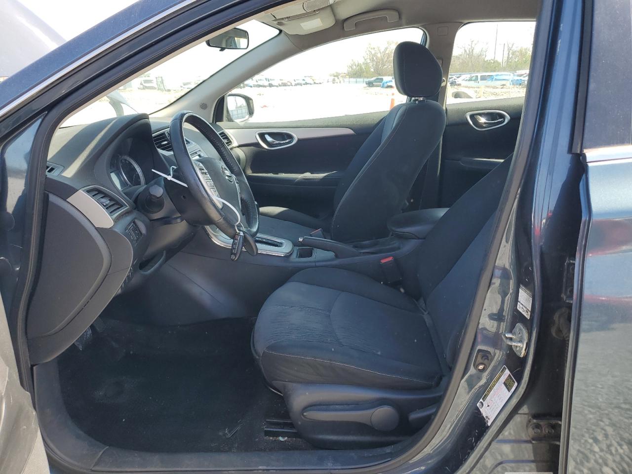 2014 Nissan Sentra VIN 3N1AB7AP2EY223904 Copart auction photo, front end / minor dent/scratches damage thumbnail 7