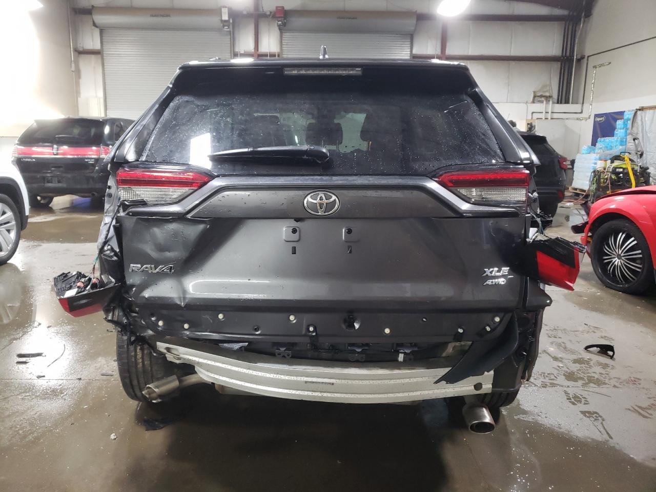 2019 Toyota RAV 4 VIN 2T3A1RFV1KC024848 Copart auction photo, side / rear end damage thumbnail 6