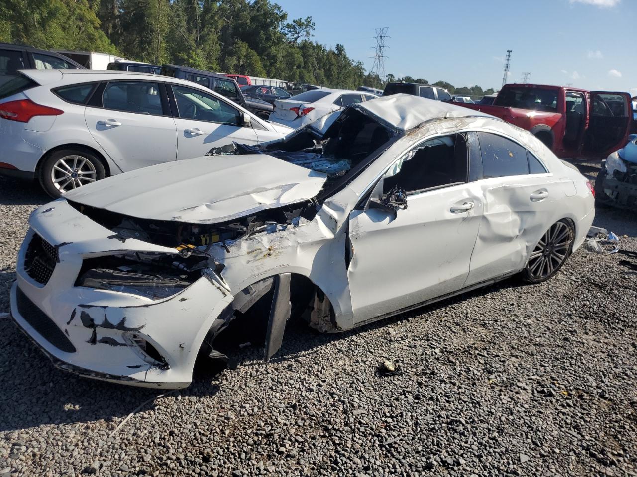 2018 Mercedes-Benz CLA-klasse VIN WDDSJ4EB7JN588903