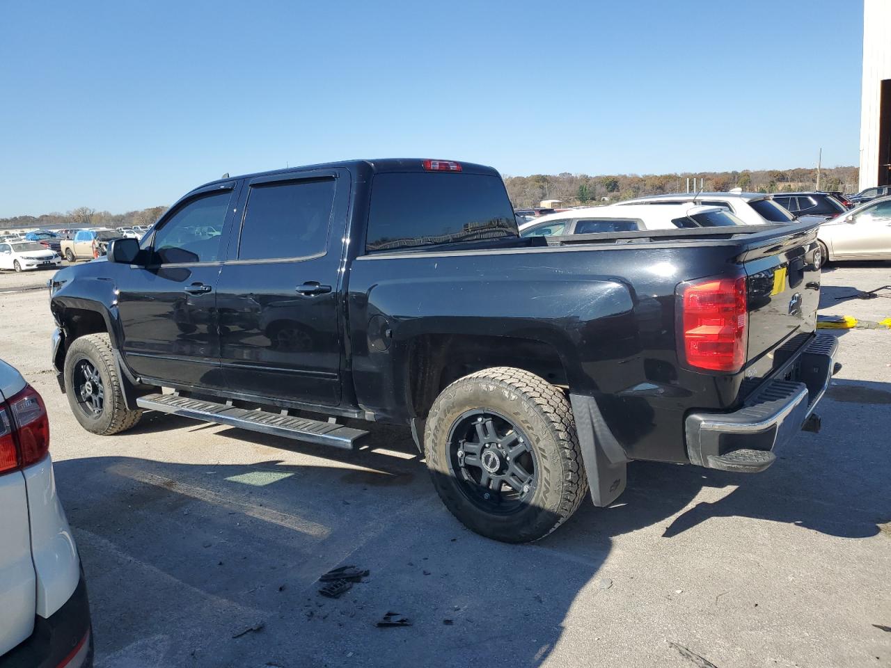 2016 Chevrolet Silverado VIN 3GCUKREC4GG197988 Copart auction photo, front end damage thumbnail 2