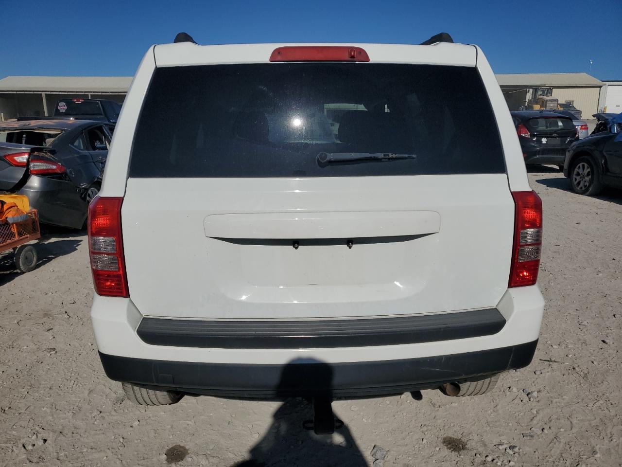2014 Jeep Liberty (Patriot) VIN 1C4NJRBB9ED778643 Copart auction photo, frame damage / top/roof damage thumbnail 6