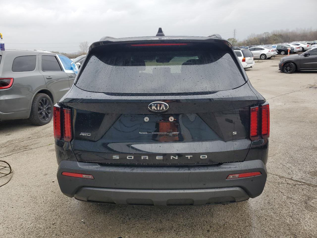 2021 KIA Sorento VIN 5XYRLDLC7MG045528 Copart auction photo, front end / side damage thumbnail 6