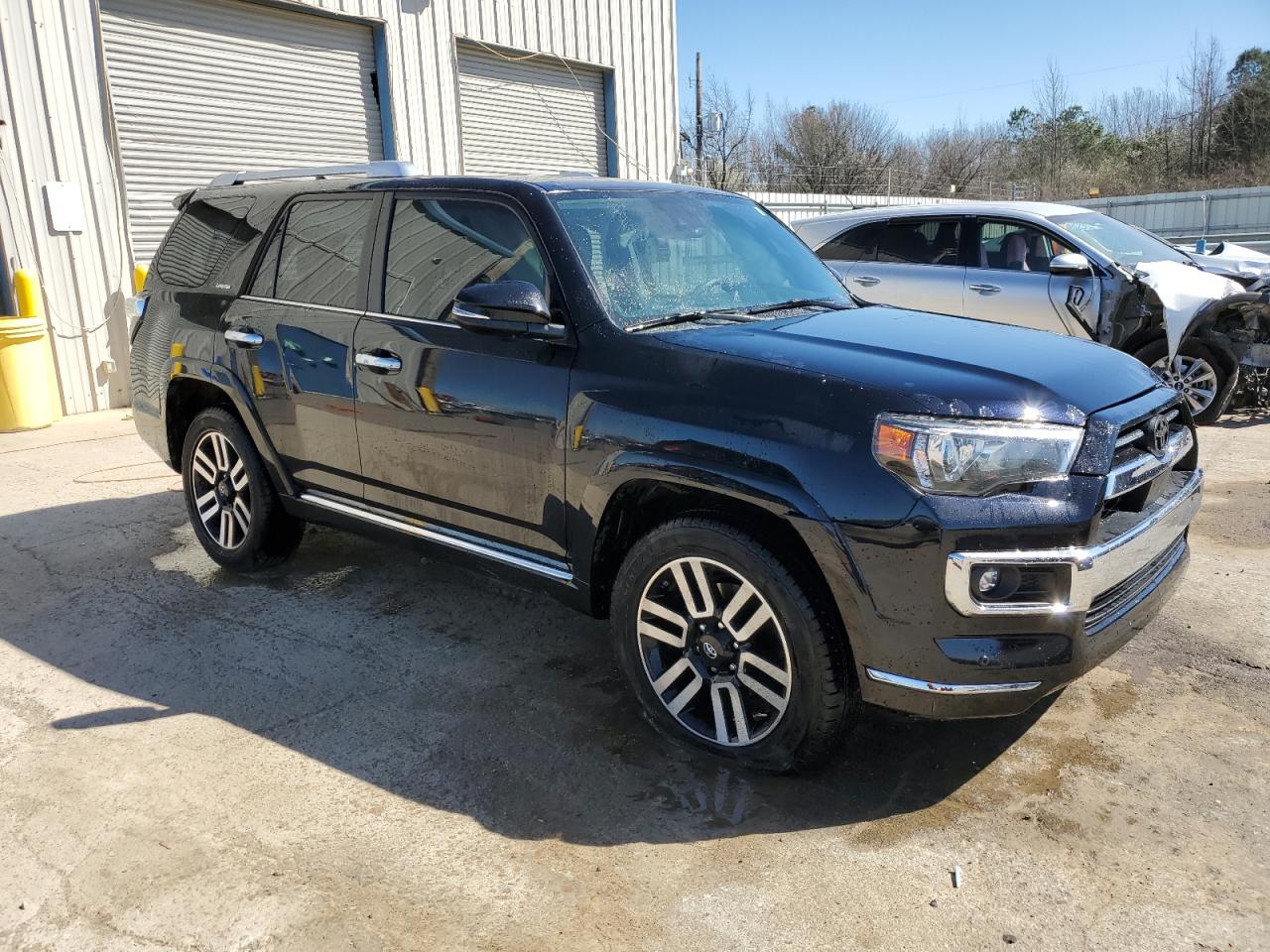 2021 Toyota 4Runner VIN JTEKU5JR5M5866952 Copart auction photo, front end / rear end damage thumbnail 4