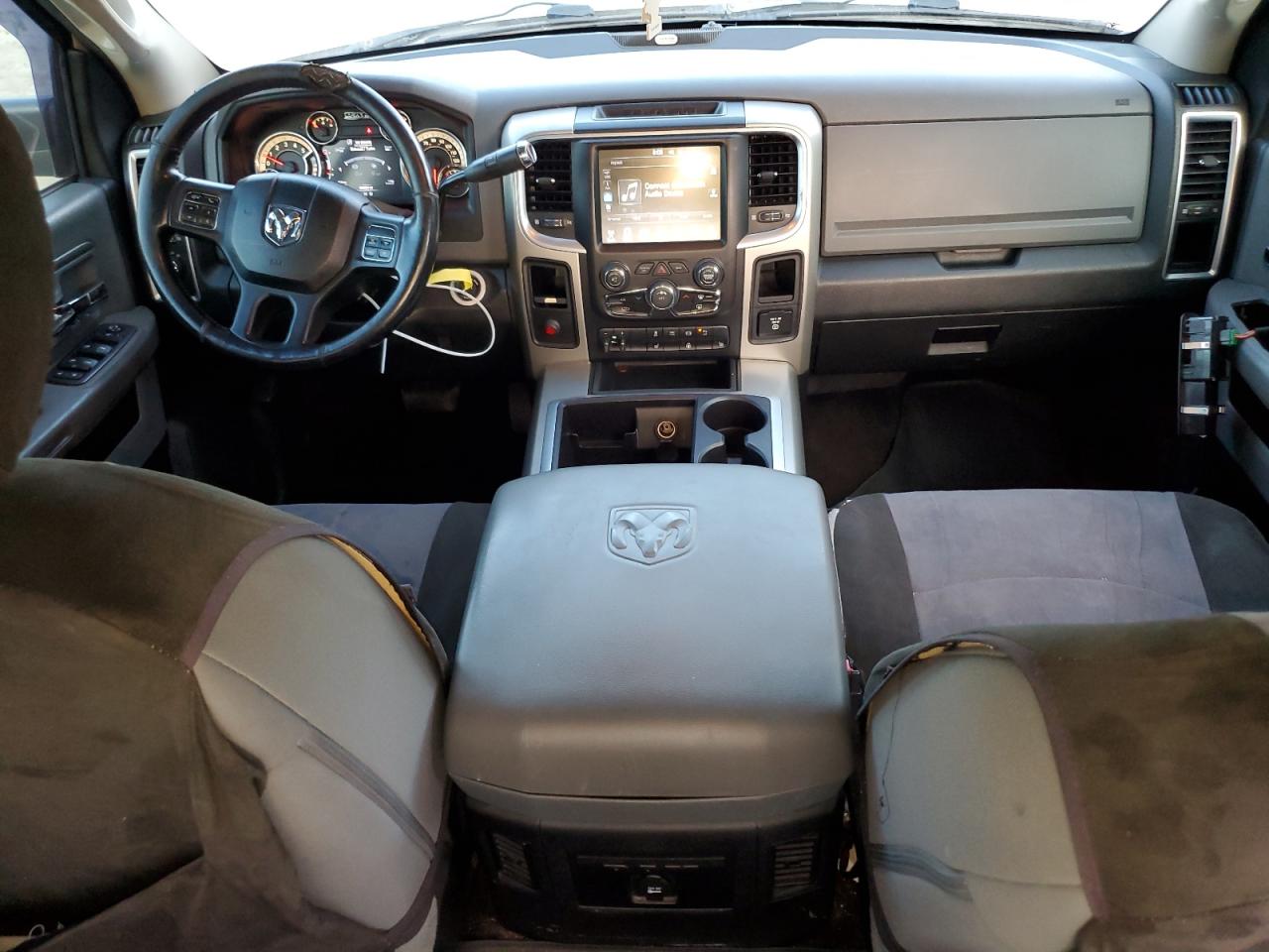 2015 RAM 3500 VIN 3C63RPHL3FG511692 Copart auction photo, front end damage thumbnail 8