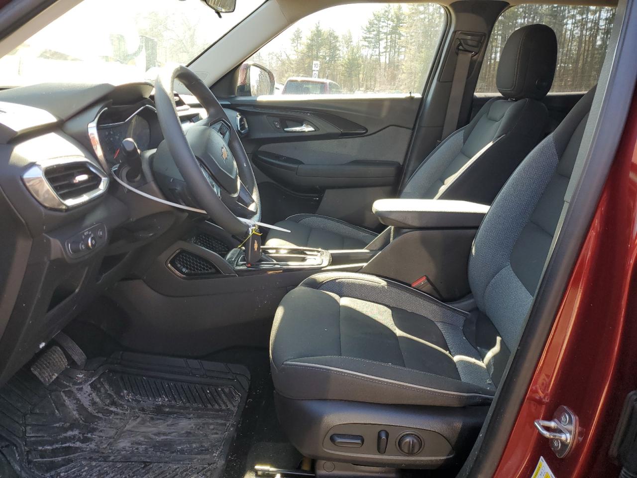 2022 Chevrolet TrailBlazer VIN KL79MPS20NB124636 Copart auction photo, front end / minor dent/scratches damage thumbnail 7