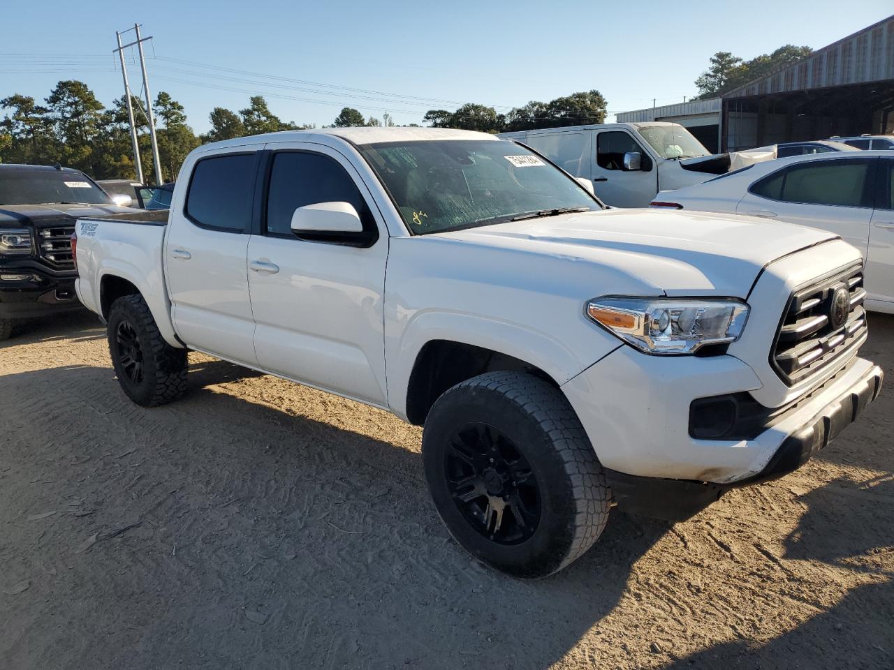2019 Toyota Tacoma VIN 5TFAX5GN5KX135872 Copart auction photo, front end / side damage thumbnail 4