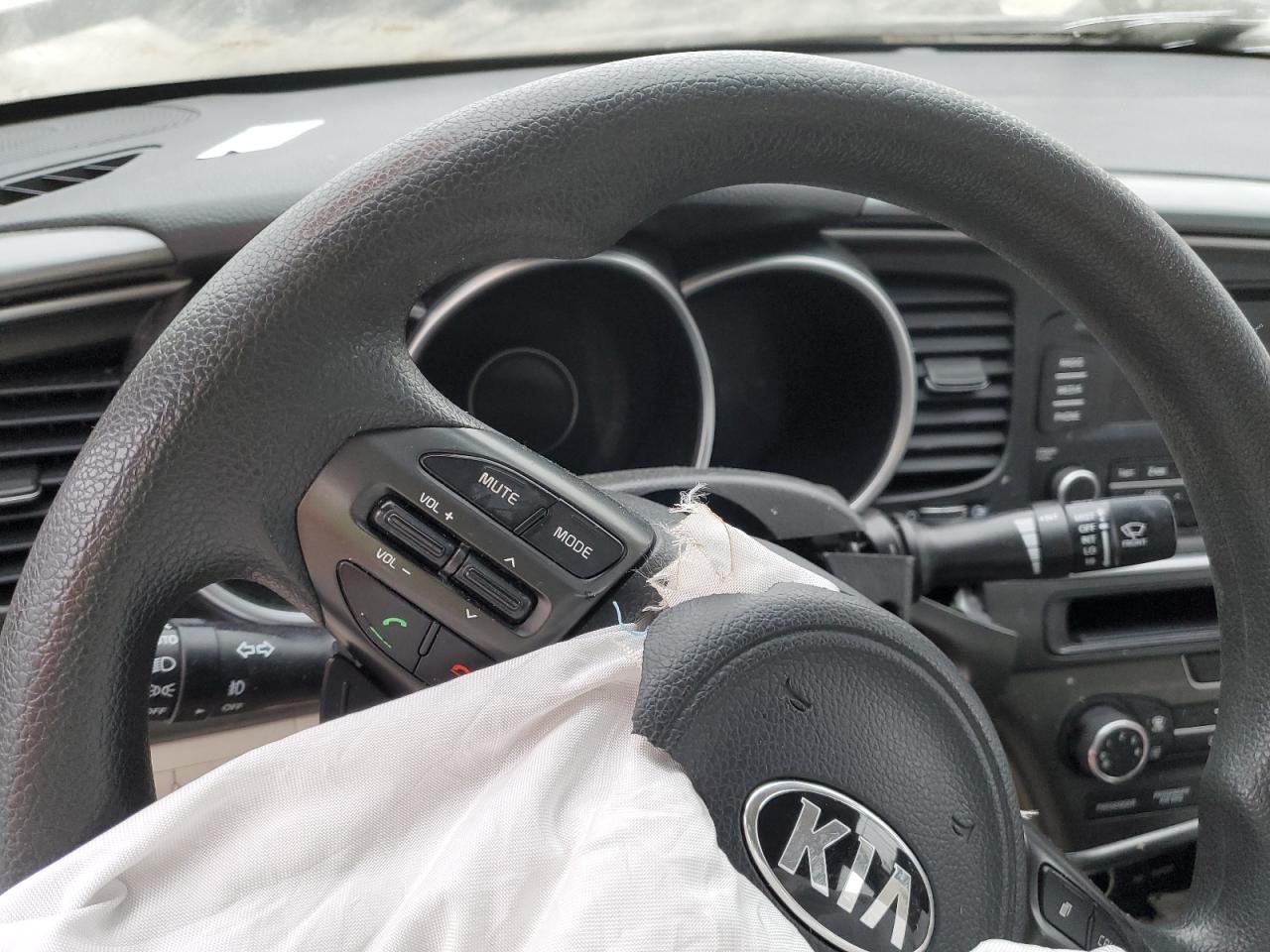2015 KIA Optima VIN KNAGM4A70F5573768 Copart auction photo, front end damage thumbnail 9