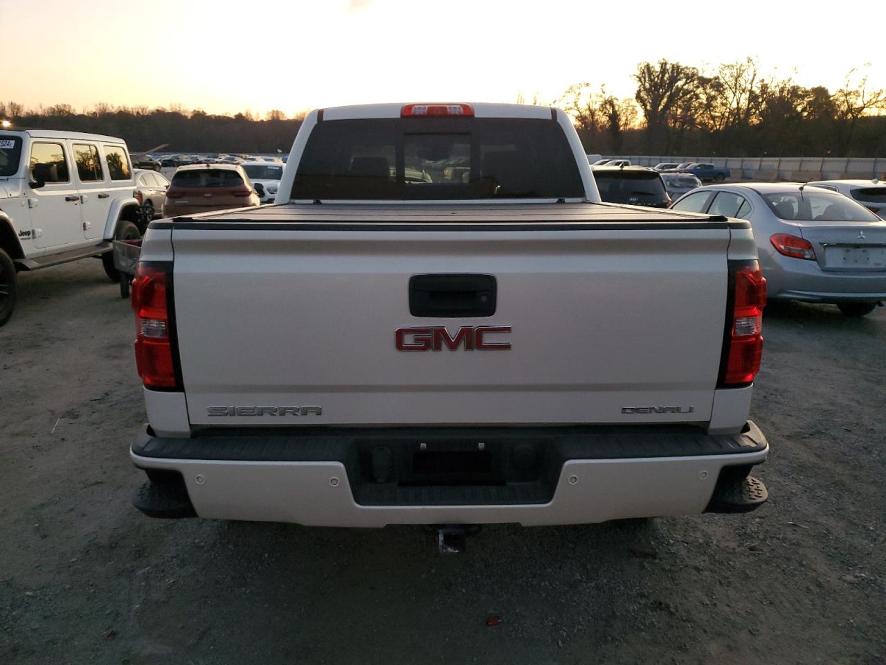 2015 GMC Sierra VIN 3GTU2WEC1FG311779 Copart auction photo, front end damage thumbnail 6