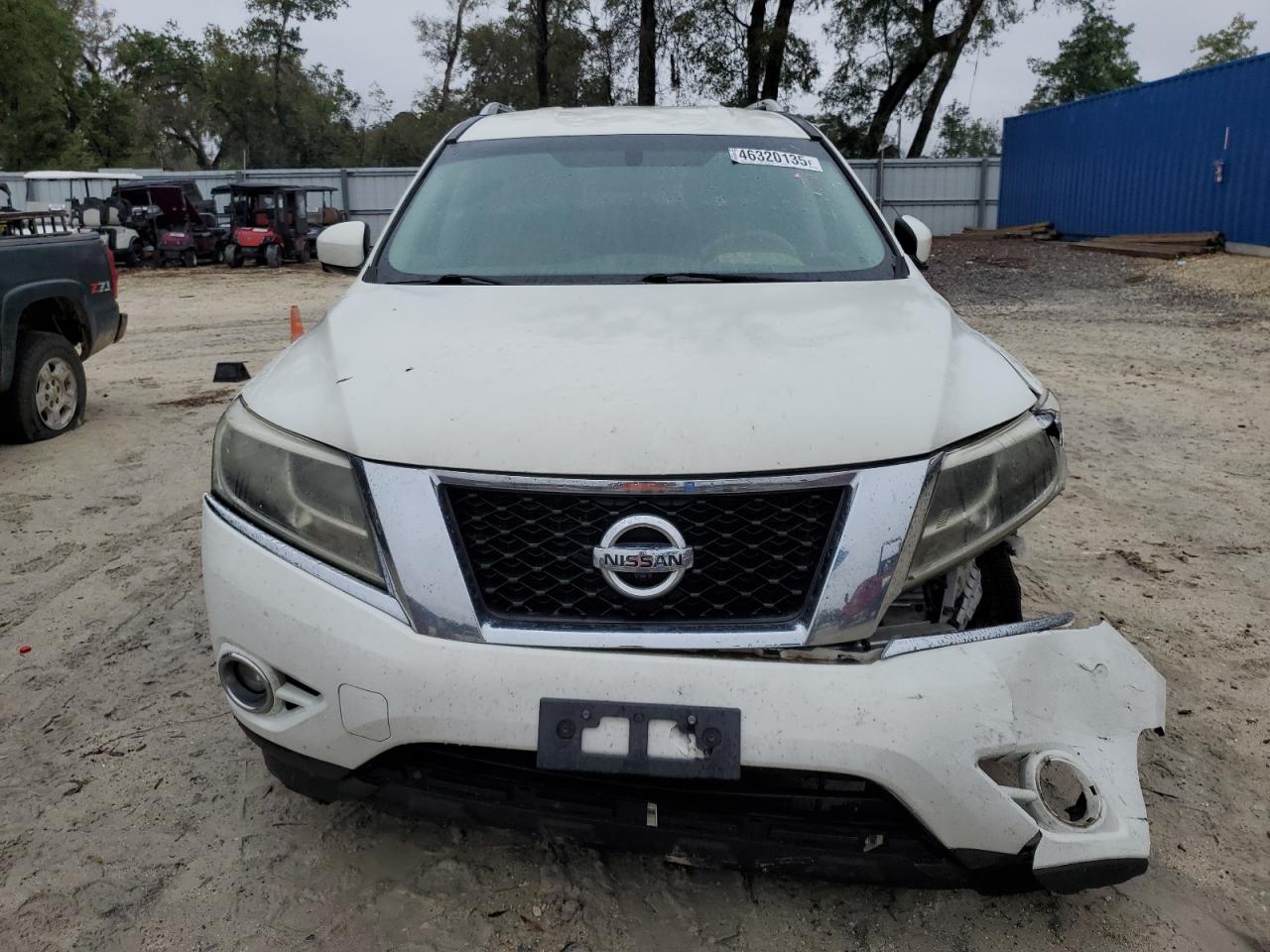 2013 Nissan Pathfinder VIN 5N1AR2MN9DC609017 Copart auction photo, side / front end damage thumbnail 5