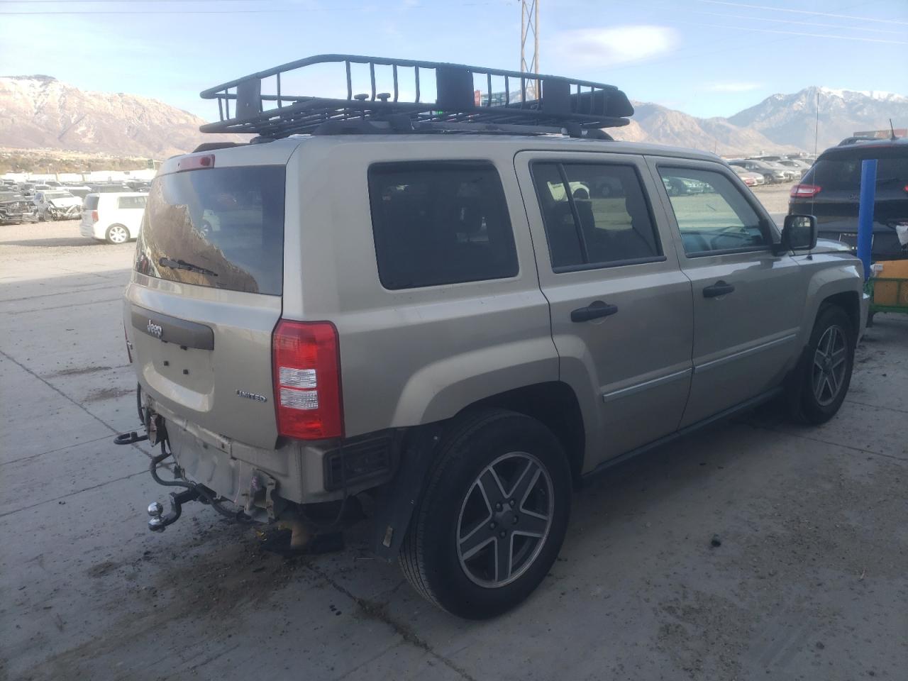 2009 Jeep Liberty (Patriot) VIN 1J8FF48B39D208118 Copart auction photo, rear end damage thumbnail 3