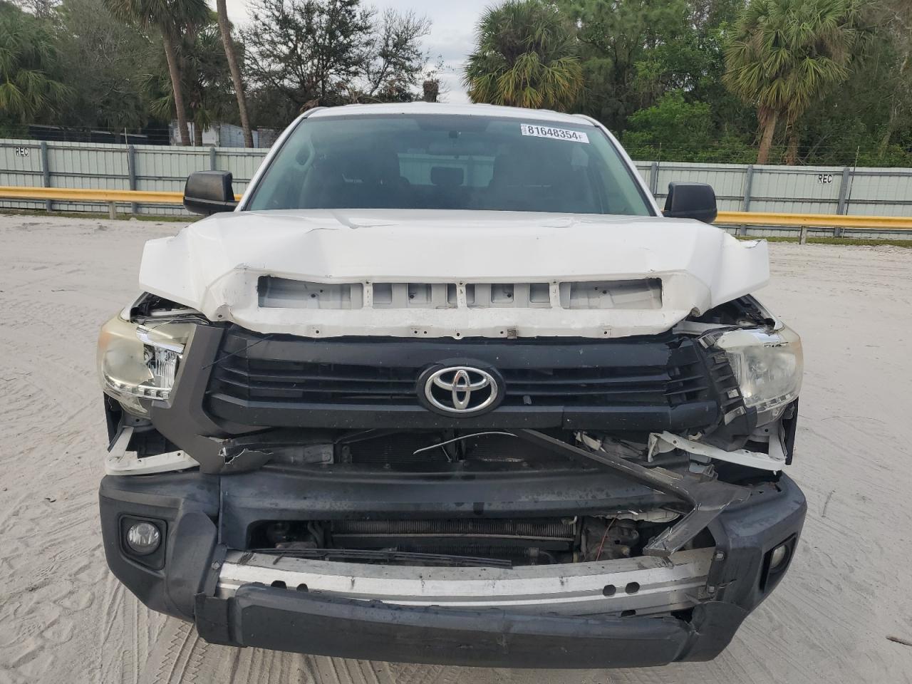 2016 Toyota Tundra VIN 5TFRM5F16GX107273 Copart auction photo, front end damage thumbnail 5