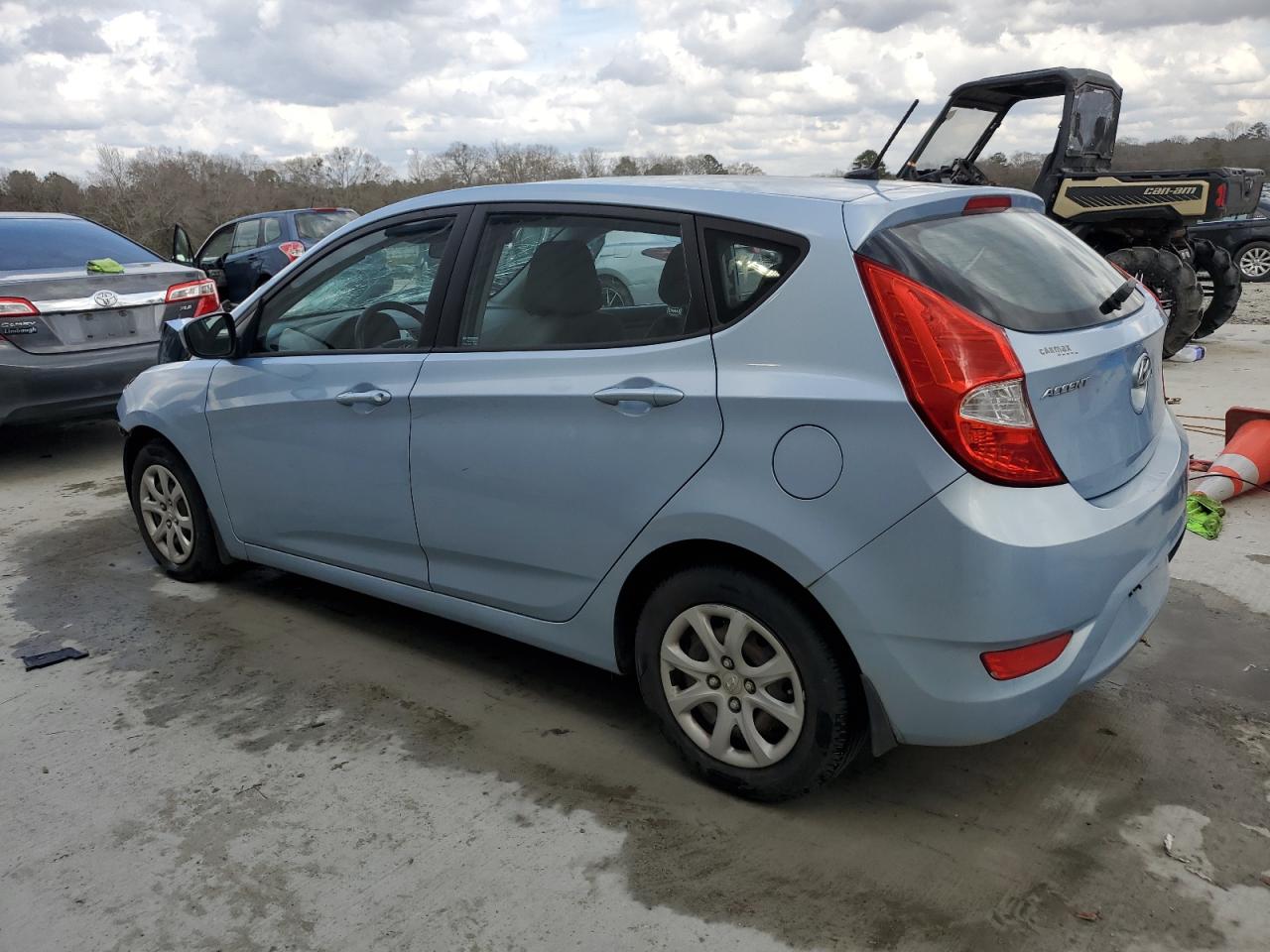 2013 Hyundai Accent VIN KMHCT5AE2DU080049 Copart auction photo, front end damage thumbnail 2