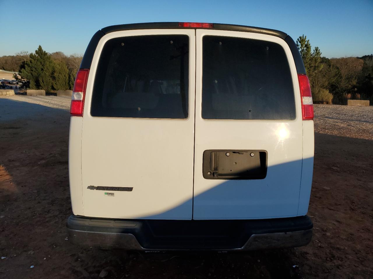 2018 Chevrolet Express VIN 1GAZGPFG9J1291361 Copart auction photo, all over damage thumbnail 6