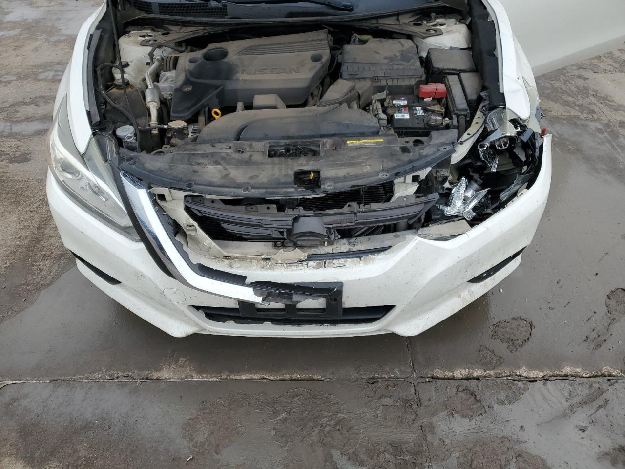 2016 Nissan Altima VIN 1N4AL3AP0GN392439 Copart auction photo, front end damage thumbnail 11