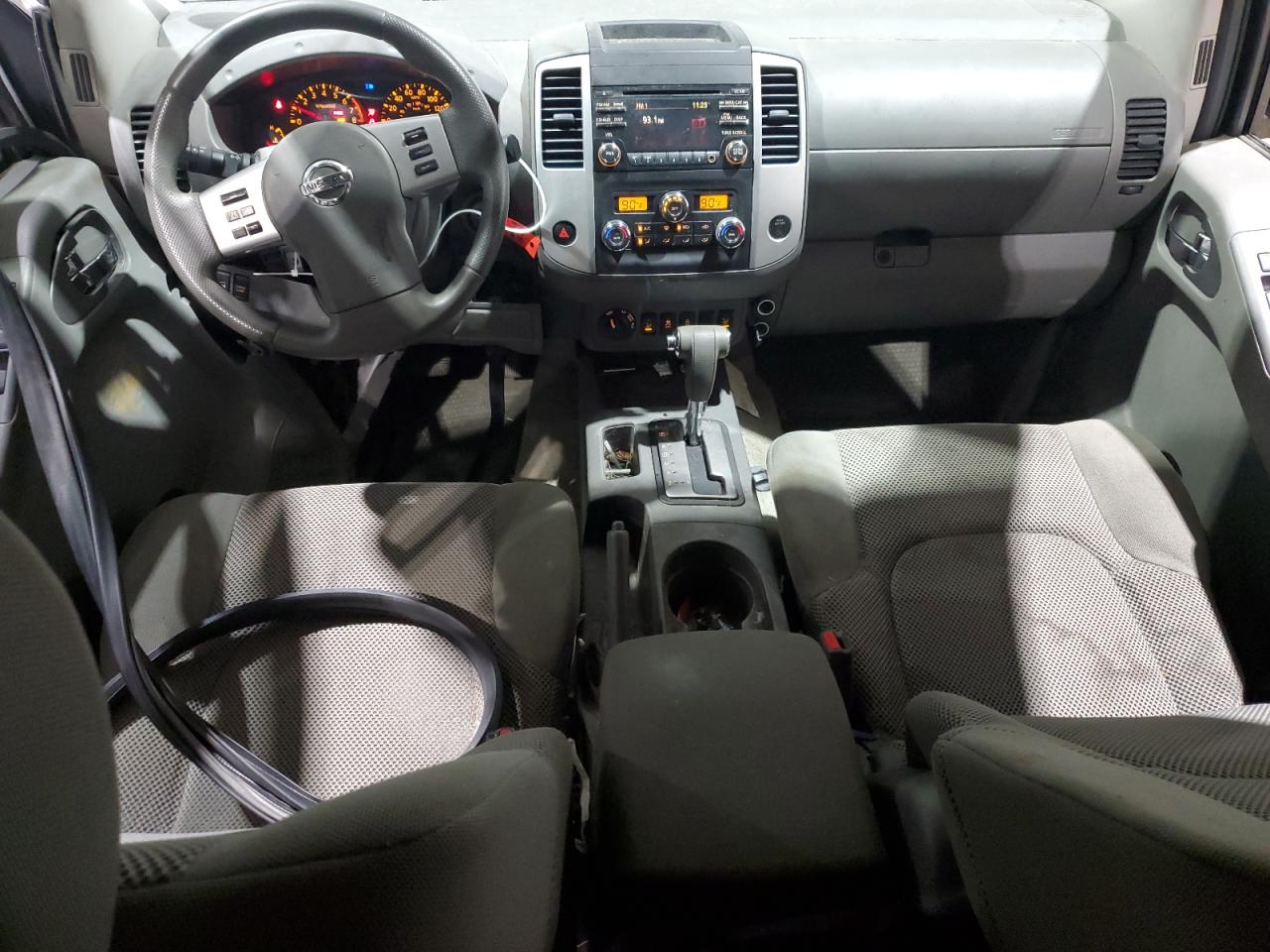 2014 Nissan Navara (Frontier) VIN 1N6AD0EV5EN757822 Copart auction photo, side / front end damage thumbnail 8
