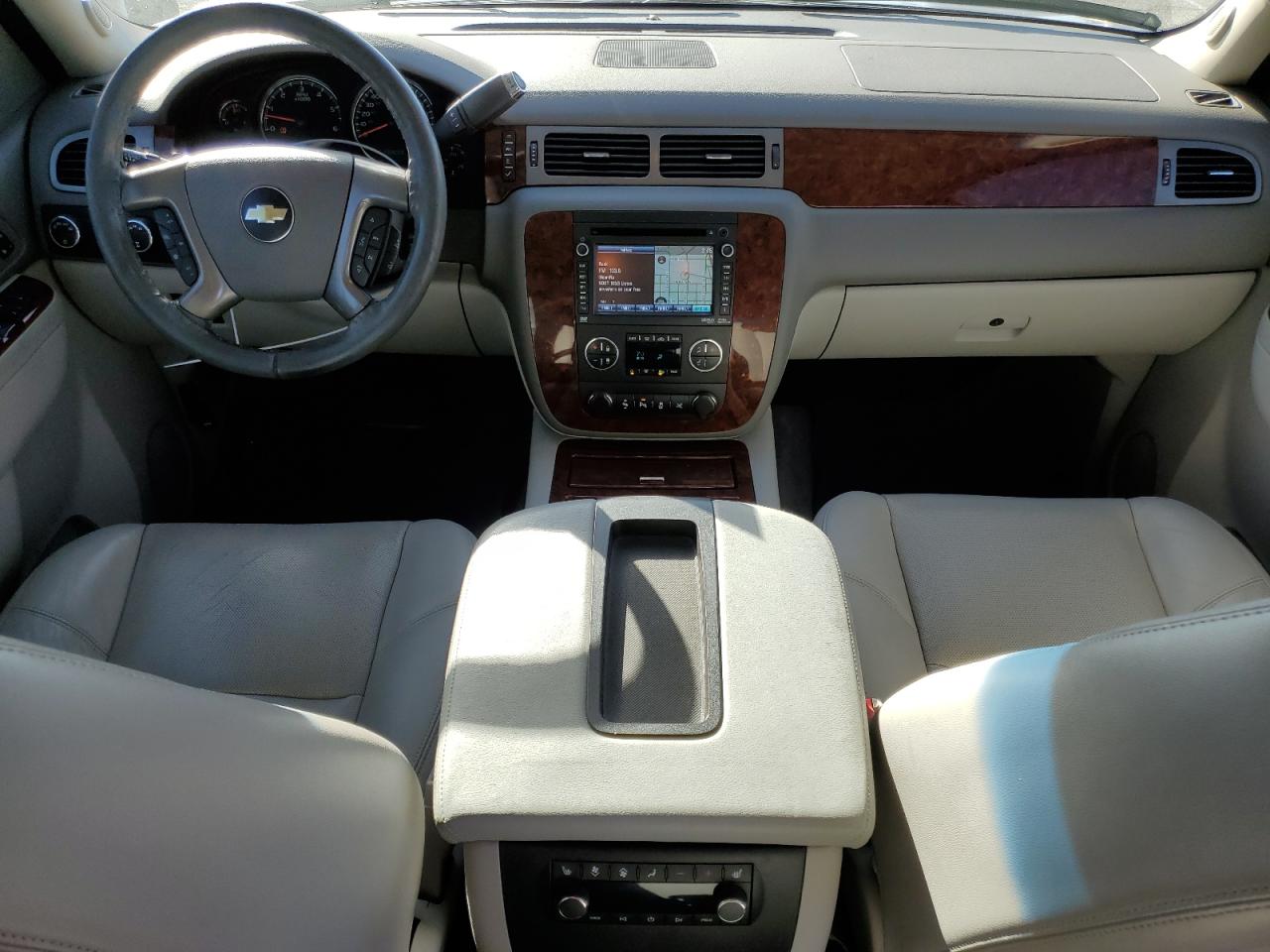 2012 Chevrolet Tahoe VIN 1GNSKCE04CR188784 Copart auction photo, rear end / minor dent/scratches damage thumbnail 8