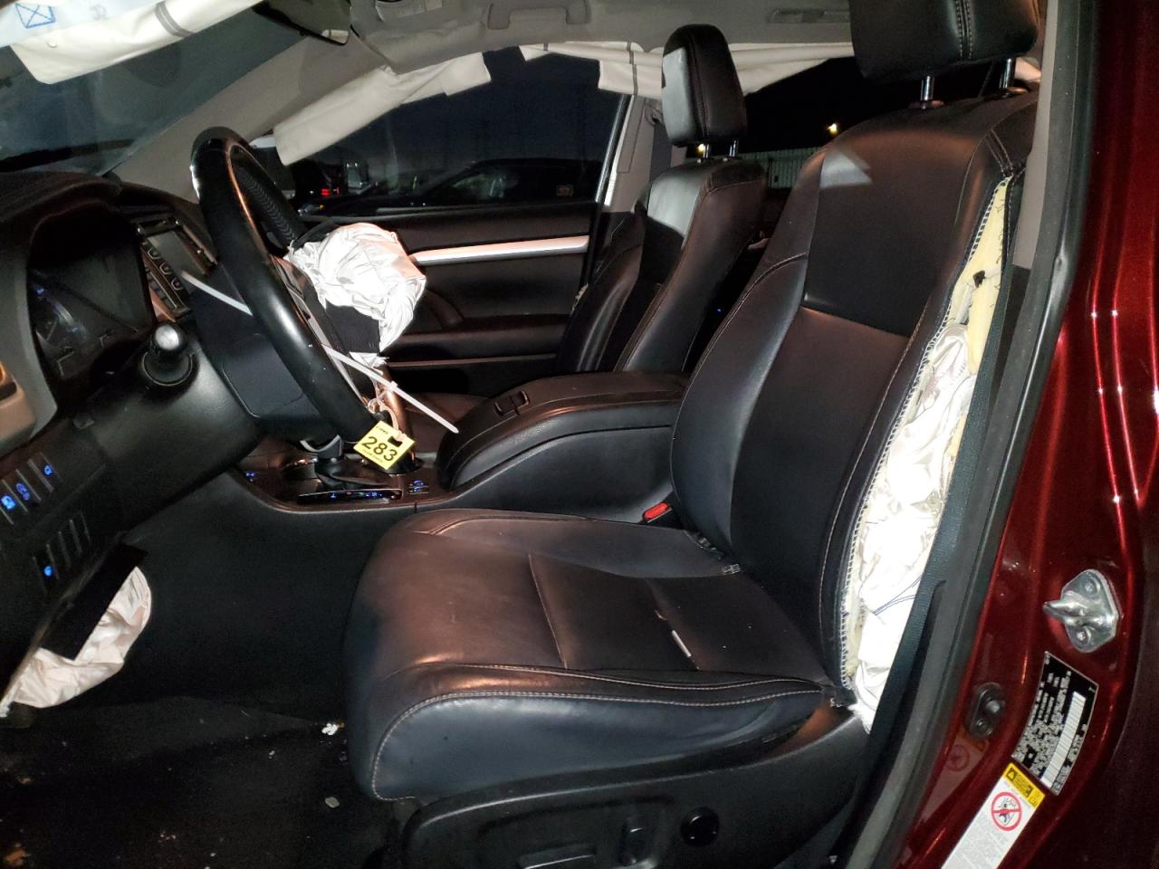 2017 Toyota Highlander VIN 5TDJZRFH2HS388580 Copart auction photo, front end / mechanical damage thumbnail 7