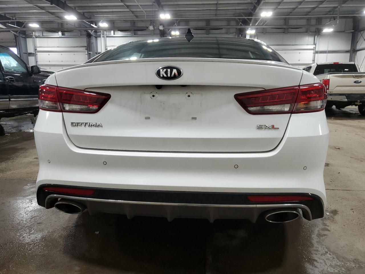 2016 KIA Optima VIN 5XXGV4L25GG040233 Copart auction photo, front end damage thumbnail 6