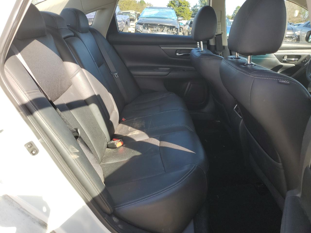 2018 Nissan Altima VIN 1N4AL3AP3JC188186 Copart auction photo, rear end / undercarriage damage thumbnail 10