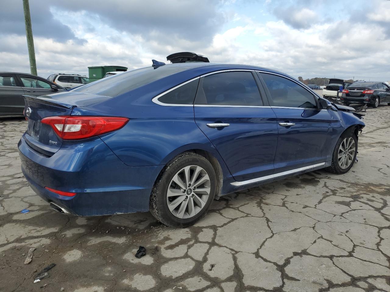 2016 Hyundai Sonata VIN 5NPE34AF5GH336487 Copart auction photo, front end damage thumbnail 3