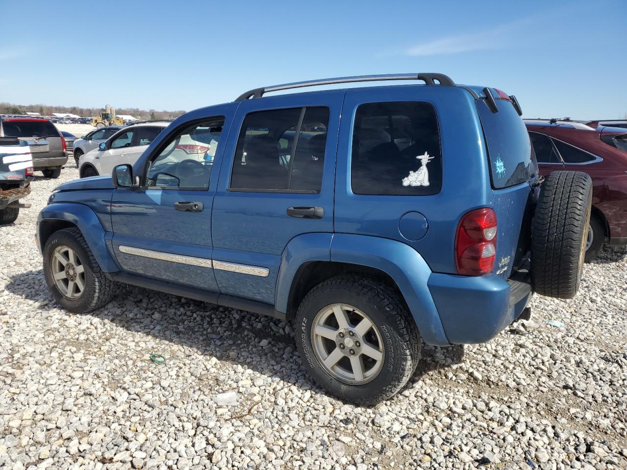 2005 Jeep Liberty (North America) VIN 1J4GL58K85W631960 Copart auction photo, burn / mechanical damage thumbnail 2
