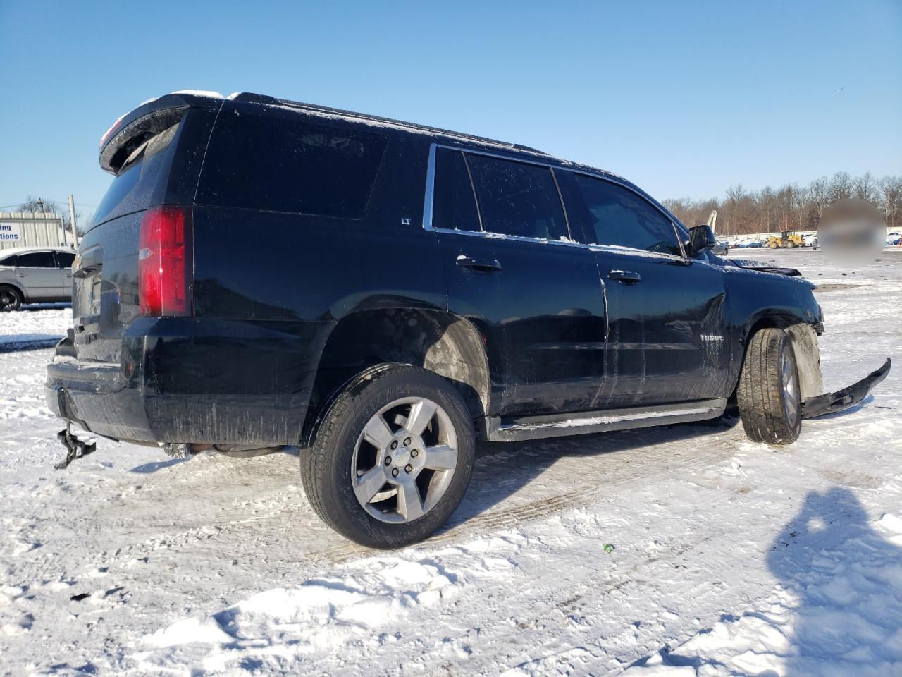2017 Chevrolet Tahoe VIN 1GNSKBKCXHR159127 Copart auction photo, front end / rear end damage thumbnail 3